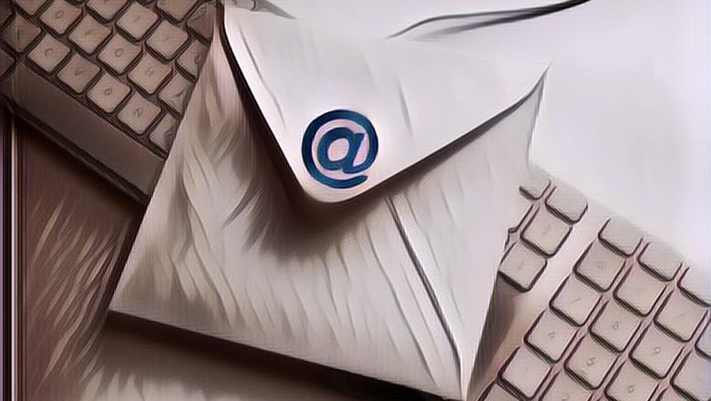 Pada Sering Pake E-mail Kan? Ini Lho Fakta-Fakta Menariknya