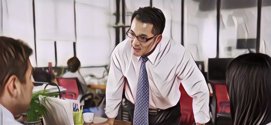 Tips Membangun Hubungan Baik dengan Atasan di Kantor, Gak Usah Cari Muka Deh