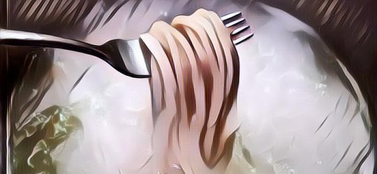 Gak Banyak yang Tahu! Air Rebusan Mi Instan Ternyata Punya Manfaat yang Tak Terduga, Coba Aja Buang ke Tanah dan Lihat Hasilnya