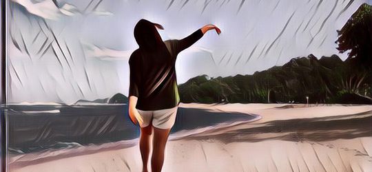 Anak Indigo Ini Ungkap Alasan Sebenarnya Tidak Boleh Pakai Baju Hijau Di Pantai Selatan, Benarkah Karena Hal Mistis?