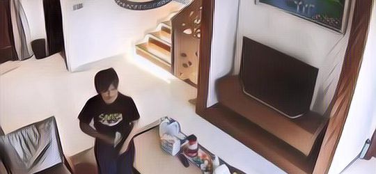 Tertangkap CCTV, Video ART Masukan Masker ke Celana Dalam Bikin Heboh di Medsos