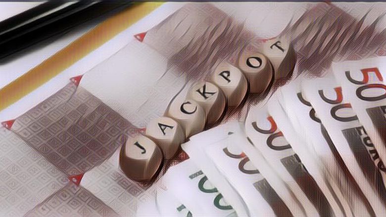 Pria Ini Sengaja Pakai Kostum Badut Saat Menang Lotre Sebesar Rp 469 M, Ternyata Begini Alasannya