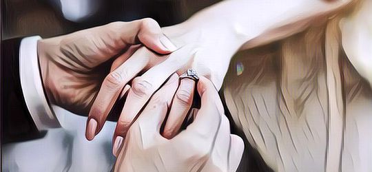 Viral Video Pasangan di Surabaya Sebar Uang Dolar Saat Acara Lamaran, Gimana Jadinya?