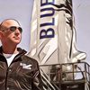 Ini Cerita Sukses Jeff Bezos Terbang ke Luar Angkasa