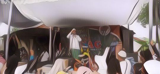 Dukungan Kepada Ganjar-Mahfud Tak Terbendung, Santri Sarungan SAG Gelar Jalan Sehat untuk Sebarkan Kebaikan