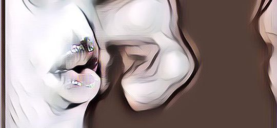 Teknik Berciuman Bibir yang Disukai Pria, Ssst..Perhatiin Ini ya!