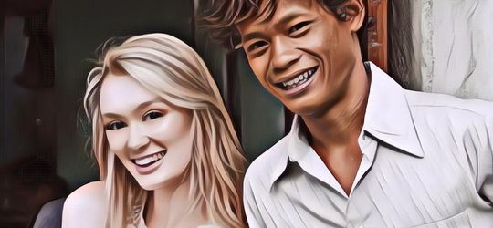 Nih Foto-Foto Seksi Polly Alexandria, Bule Inggris yang Nikah dengan Lelaki Asal Muntilan