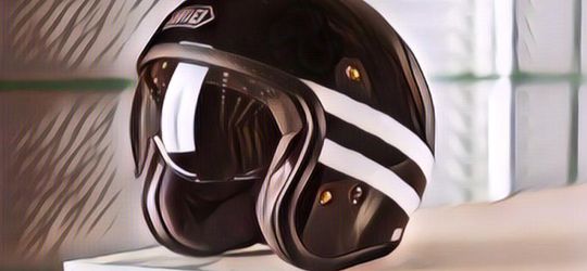 Viral Orang Nyinyir Karena Bawa Helm Motor Harga Puluhan Juta ke Dalam Bioskop, Netizen: Ya Suka-Sukalah