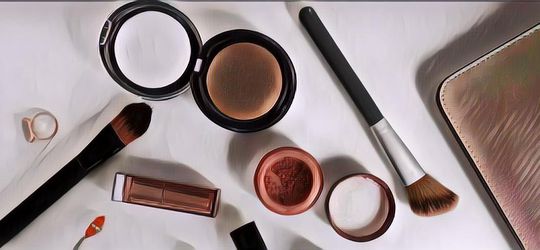 Jangan Salah Pilih, Ini Tips Memilih Produk Makeup yang Tahan Lama dan Cocok dengan Warna Kulit
