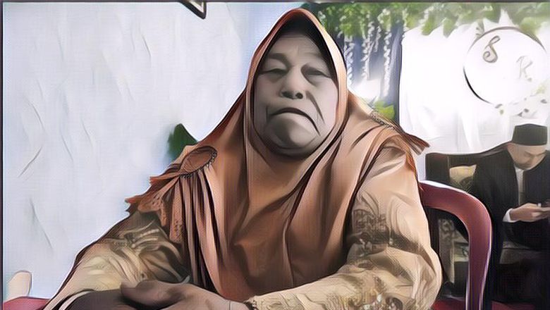 6 Fakta Kehidupan Mbok Yem, “Penghuni” Gunung Lawu yang Ditandu Turun Gunung untuk Mudik Lebaran