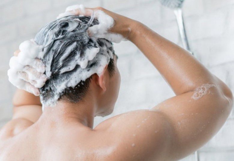 9. Jangan keramas saat tahun baru