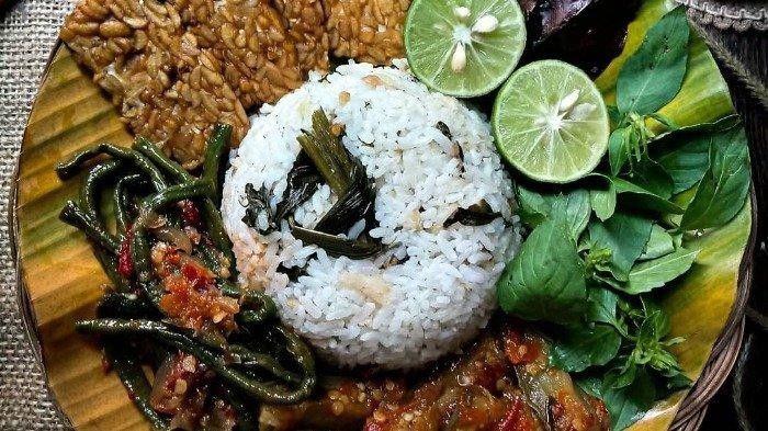 3. Nasi Bekepor