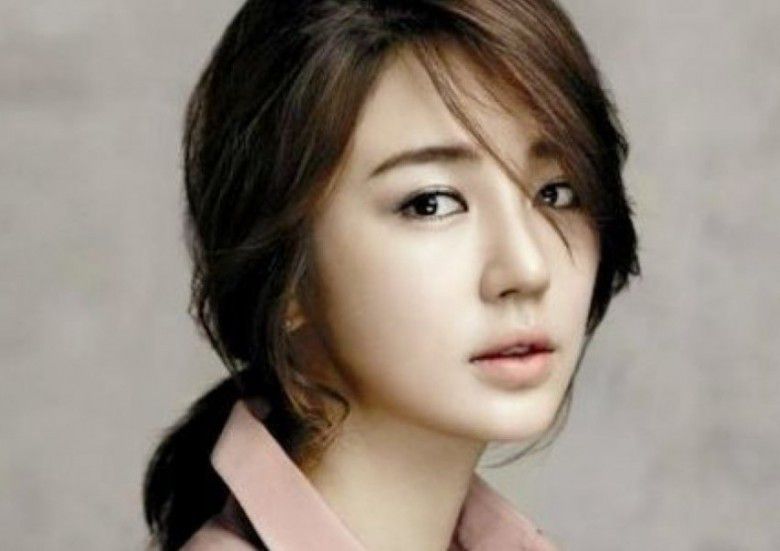 2. Yoon Eun Hye