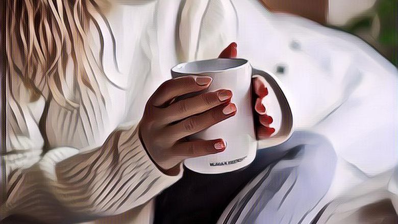 Mitos atau Fakta: Minum Air Panas atau Hangat Bisa Bantu Turunkan Kolesterol?