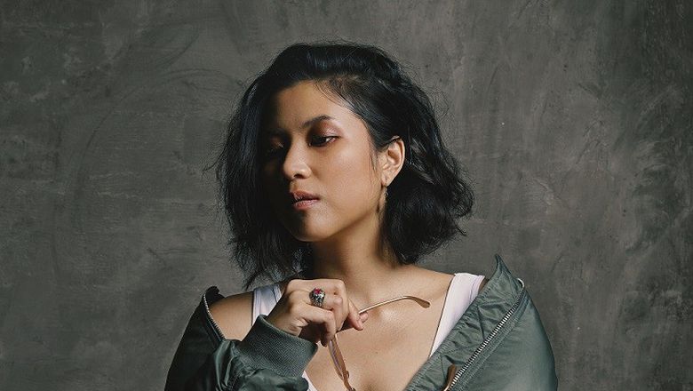 Menutup Sebuah Era, Danilla Riyadi Sajikan Hadiah Spesial Lewat Pentas Kemilau Pop Seblay