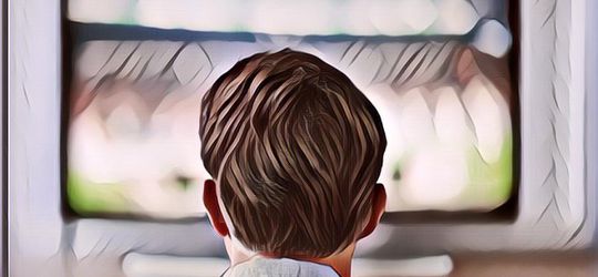 Berapa Sih Jarak Ideal untuk Nonton TV?