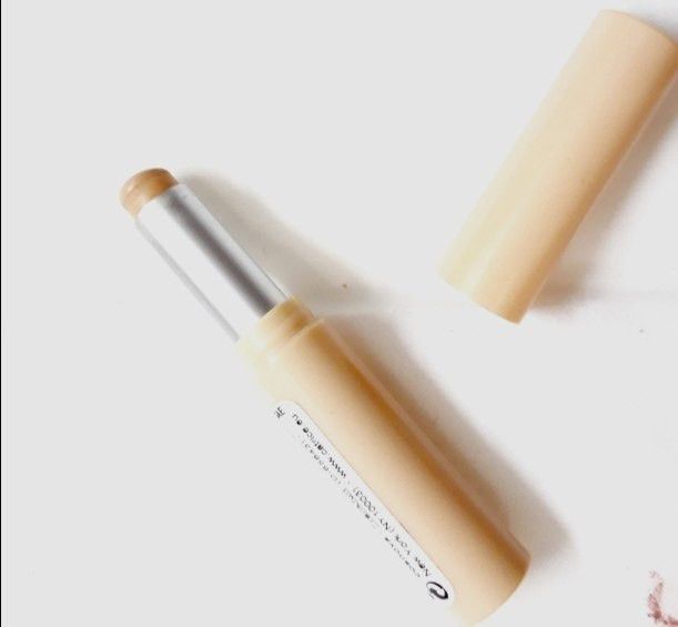 1. Catrice allround coverstick hanya Rp. 30.000