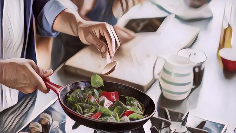 Kalian Emang Harus Bisa Masak Sendiri Gengs ... Kenapa?