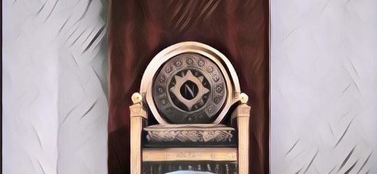 Muncul Lagi Kerajaan Fiktif yang Bikin Geger! 4 Fakta Pria yang Ngaku Sebagai Raja Sunda Asia