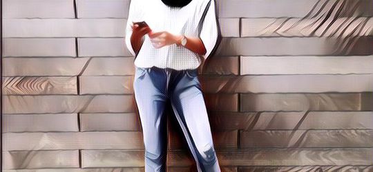 Bikin Makin Kece, Ini 4 Padu Padan Outfit Celana Jeans Untuk Perempuan Berhijab