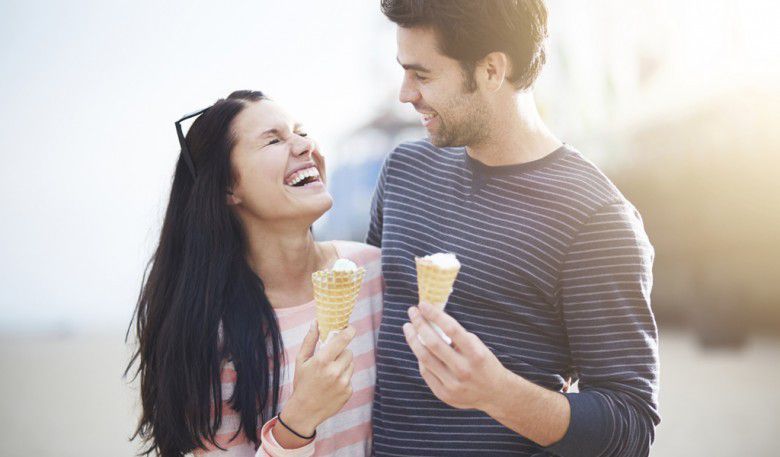 6. Selera humor menjelaskan kecerdasan seseorang lho gengs