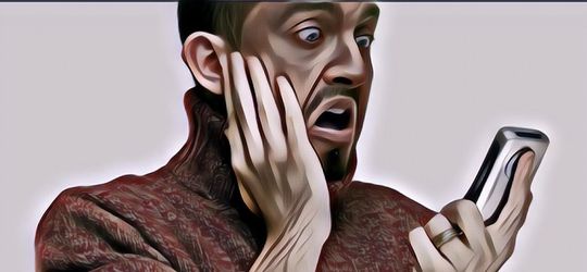 Heboh! Foto Danau Terkutuk Ini Bakal Bikin Smartphone Crash Ketika Dipasang Jadi Wallpaper