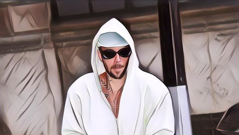 Justin Bieber Unggah Sebuah Meme 'Gollum', Disebut Sindir Pertunangan Selena Gomez