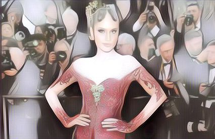 Tampil di Red Carpet Festival Film Cannes, Cinta Laura Kenakan Kebaya Khas Indonesia