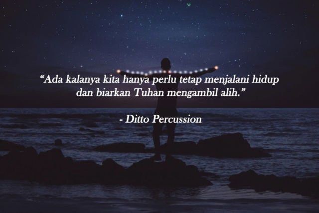 Hal itu biasanya karena mereka memasrahkan urusan perasaan kepada Tuhan. Pasif, tapi ada benarnya.