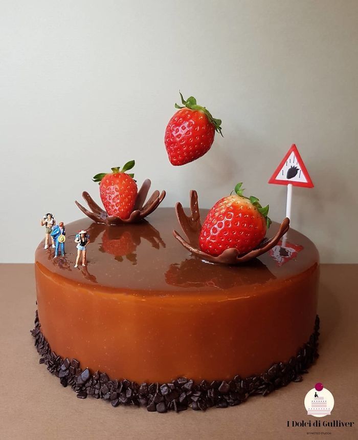 10. Kue coklat mengkilat