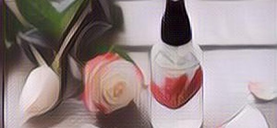 Cara Tepat Menggunakan Air Mawar untuk Atasi Jerawat