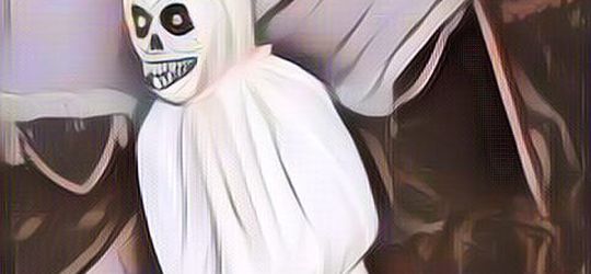 Setan Pocong Kocak, Waspada! Auto Ngakak