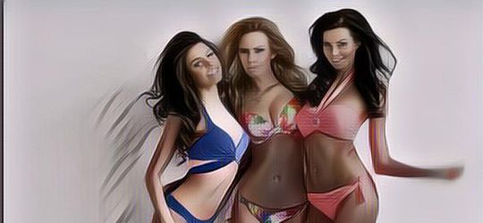 7 Artis yang Suka Pakai Bikini dan Pamer Tubuh Indah, Mamah-Mamah Muda Gak Kalah Seksi!