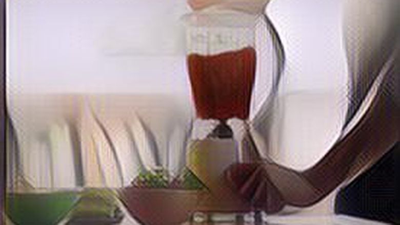 Ternyata 10 Bahan Makanan Ini Tidak Aman untuk Diblender, Jangan Sekali-Kali Mencobanya!