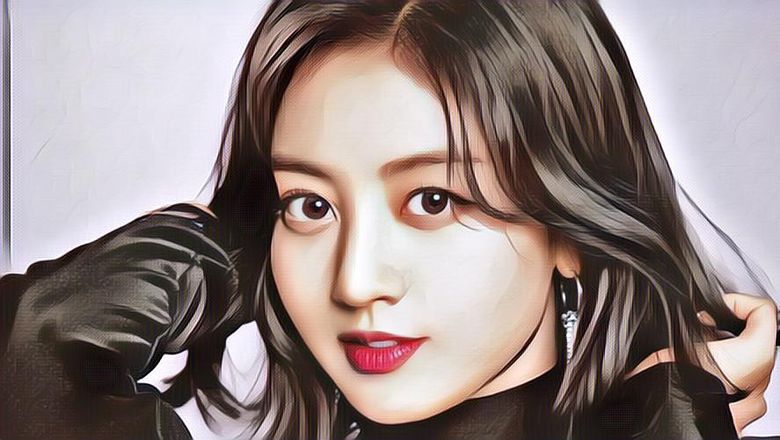 Potret Senyum Menggemaskan Jihyo Leader 'Twice', Bikin Mood Balik Lagi!