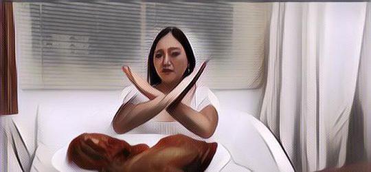 7 Makanan yang Sebaiknya Jangan Dikonsumsi Sebelum Tidur Malam