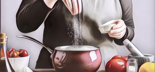 Cara Mengatasi Rasa Masakan yang Terlalu Asin Cukup Lakukan Hal Ini