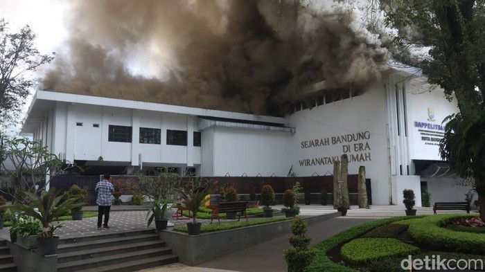 Gedung Balai Kota Bandung