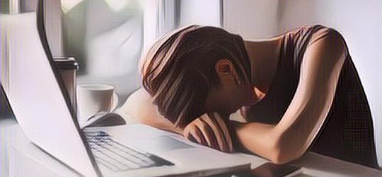 Gak Tahu Kapan Pandemi Berakhir? Cobain 5 Cara Ini untuk Mengurangi Stress Selama WFH dan di Rumah Aja