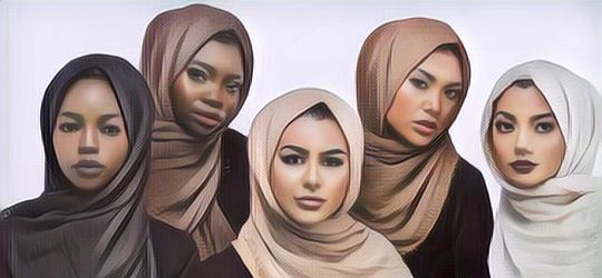 6 Rekomendasi Warna Hijab Untuk Perempuan Berkulit Gelap, Bisa Bikin Tampak Cerah Lho!