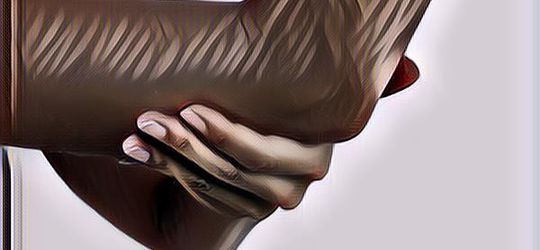 Anti Belang, Ini 5 Cara Sederhana Yang Bisa Mencerahkan Area Sikut Dan Lutut