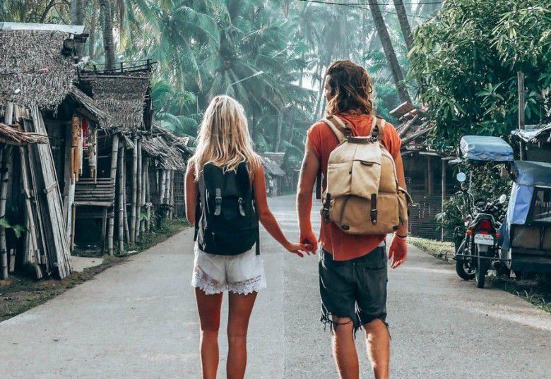 #1 Jangan dateng pake celana pendek!