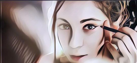 Ikutin Nih 5 Cara Brilian Memakai Eyeliner Buat Cewek yang Mau Coba-Coba