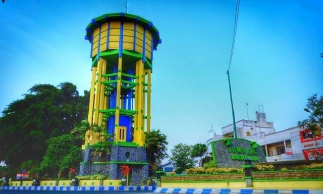 # Arti Sebenarnya Dusun Memek