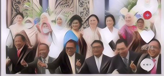 Viral Foto Kapolri Jongkok di Pelaminan, Netizen Sebut di Atas Jenderal Masih Ada Istri Jenderal