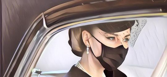 Kate Middleton Terlihat Sedang Menggunakan Kalung Bersejarah Saat Pemakaman Pangeran Philip