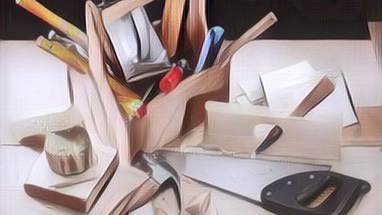 7+ Ide Alat Pertukangan yang Wajib Ada di Rumahmu, Lebih Hemat Benerin Sendiri daripada Manggil Tukang, Kan?