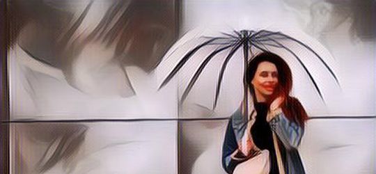 Inspirasi Gaya yang Hangat tapi Tetap Stylish saat Musim Hujan