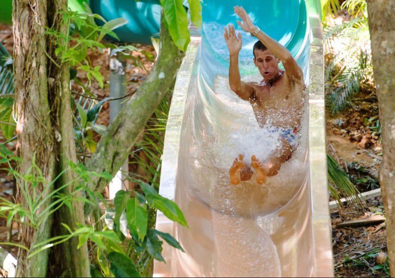 Jasa penguji perosotan air