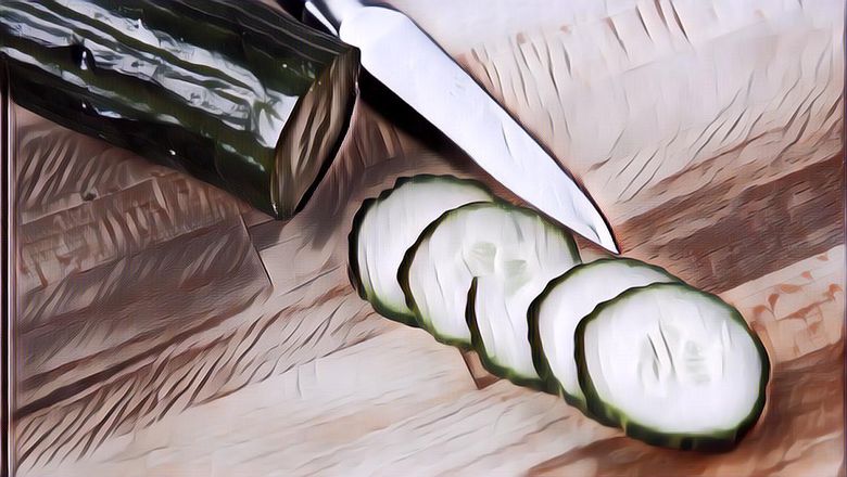 Biasa Dijadikan Lalapan, Berikut 5 Manfaat Makan Timun yang Gak Banyak Orang Tahu